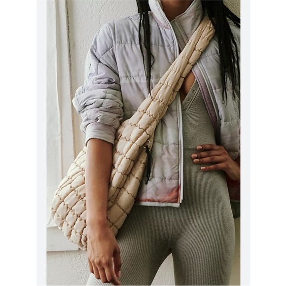 FP Movement Quilted Carryall Free People Puffy Purse Hobo Bag Off White NWT NEW - Picture 8 of 9
